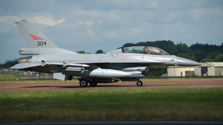 F-16BM 304 FLO Royal Norwegian Air Force