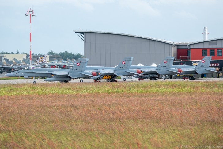 Boeing FA-18C Hornet Fliegerstaffel 11 ВВС Швейцарии