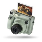 Instax представляет камеру моментальной печати Wide 400