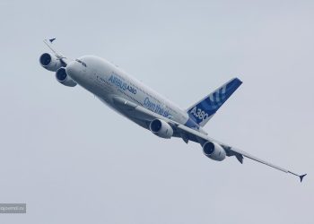 Aerobus A380 на МАКС-2013